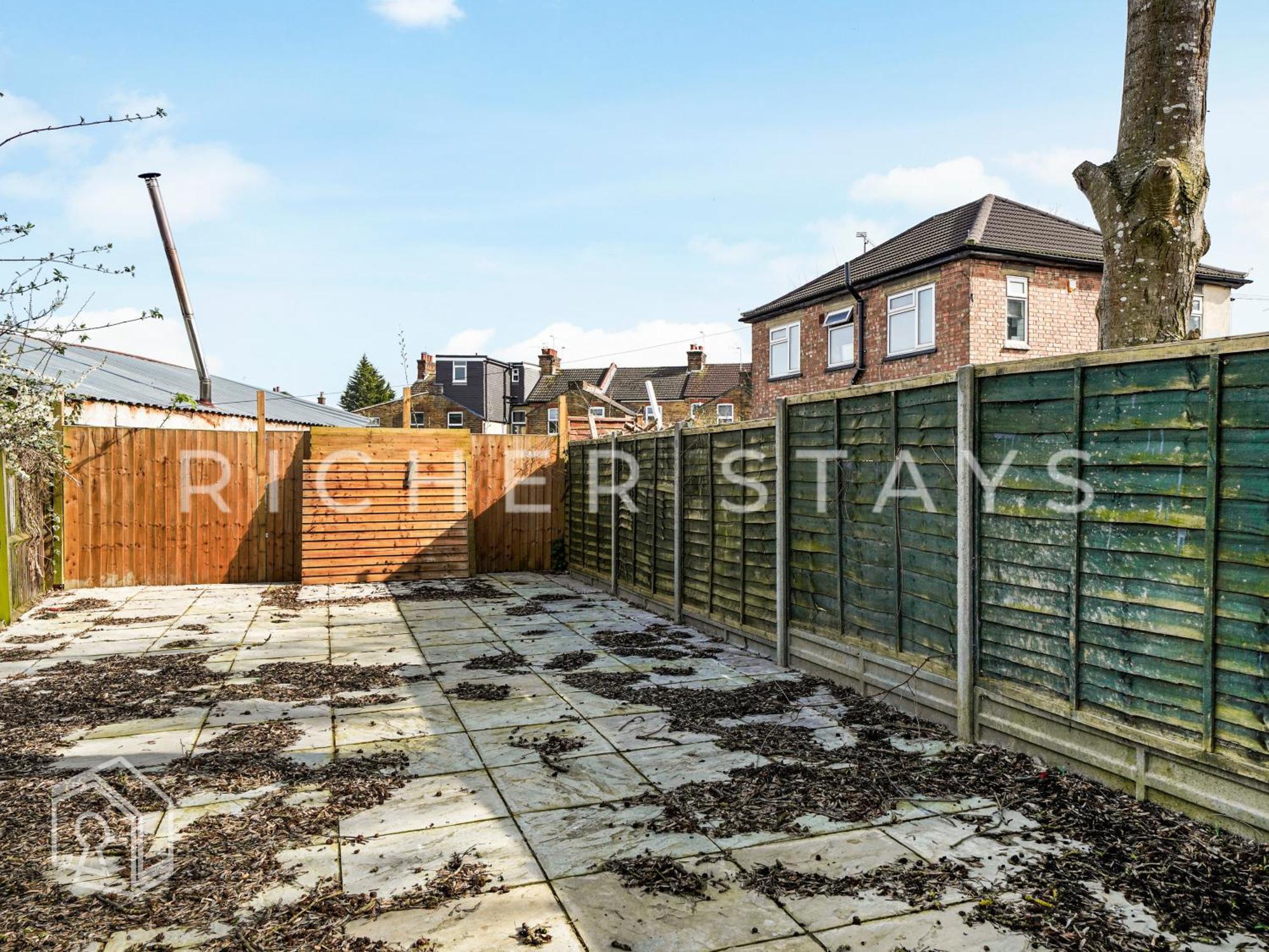 Watford Large 5br - Contractors & Families Сasa de vacaciones Watford (Hertfordshire)
